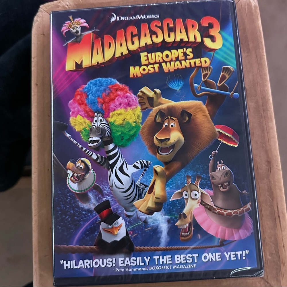 NWT Dreamworks Madagascar Three Europe’s Most Wanted DVD